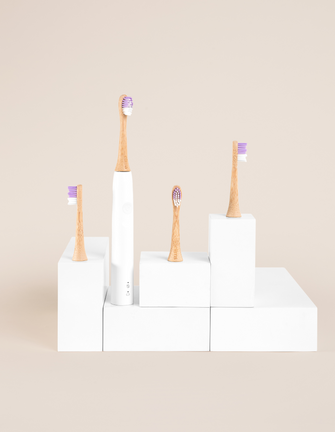 Beautiful and sustainable bamboo electric toothbrush heads in a four pack. Compatible with Philips Sonicare electric toothbrushes. 4-pack of ELIMS bamboo electric toothbrush replacement heads compatible with Philips Sonicare.